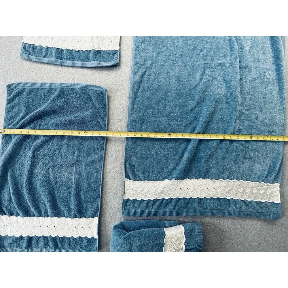 Vintage 4 pc Blue Bath & Hand Towel Set With Lace Cottagecore Shabby Chic Granny